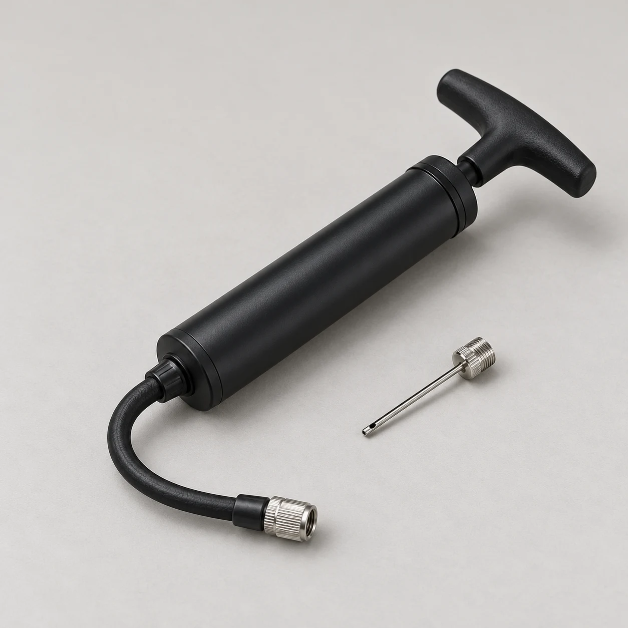 Compact ball pump